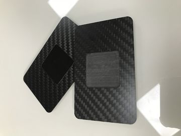 ماتي الأسود ألياف الكربون بطاقات الأعمال مع NFC 13.56MHz رقاقة CR80 85x54mm